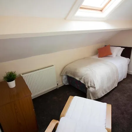 아파트 Brook House