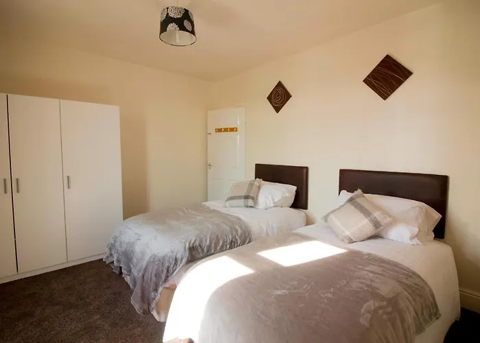 Brook House Apartamento *